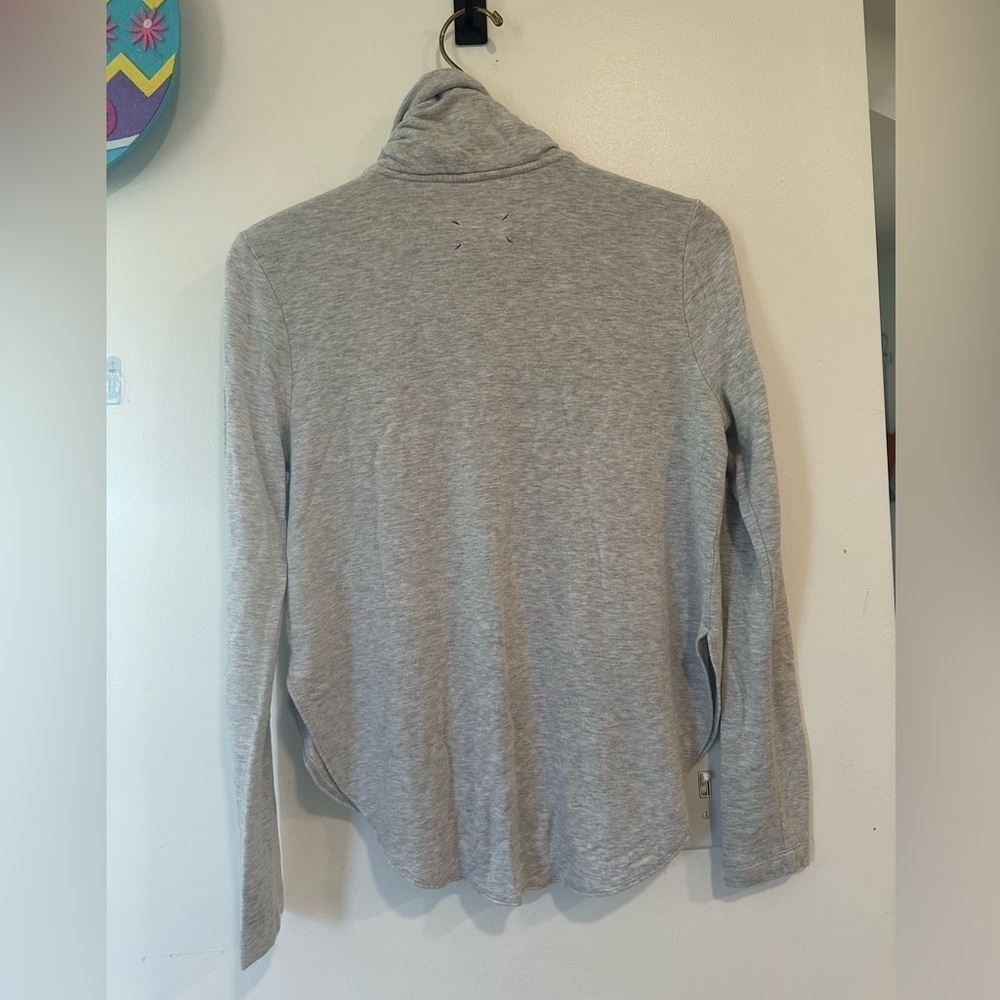 Lou & Grey Cowl Neck Pullover Sweater Womens Med Gray Long Sleeve Rayon Blend - Picture 6 of 6